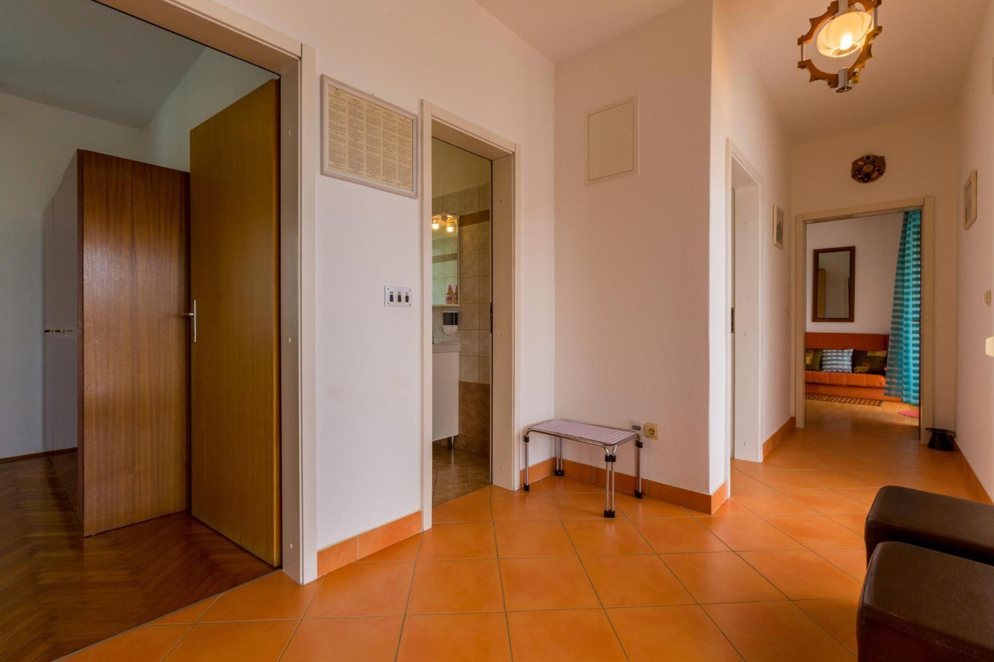 Dragiza Apartment *